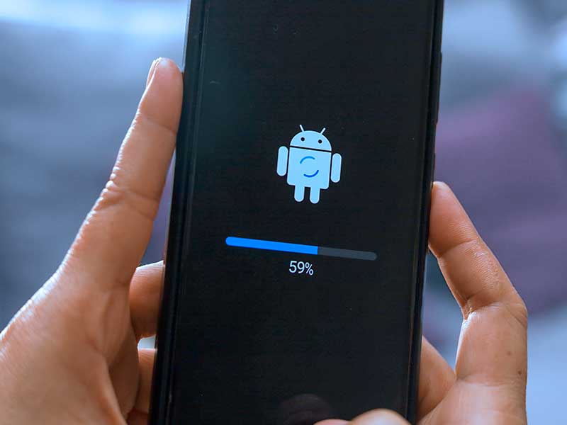 Atualização do sistema Android em smartphone